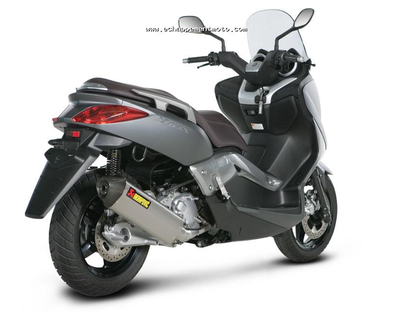 ECHAPPEMENT YAMAHA X-MAX 250 AKRAPOVIC